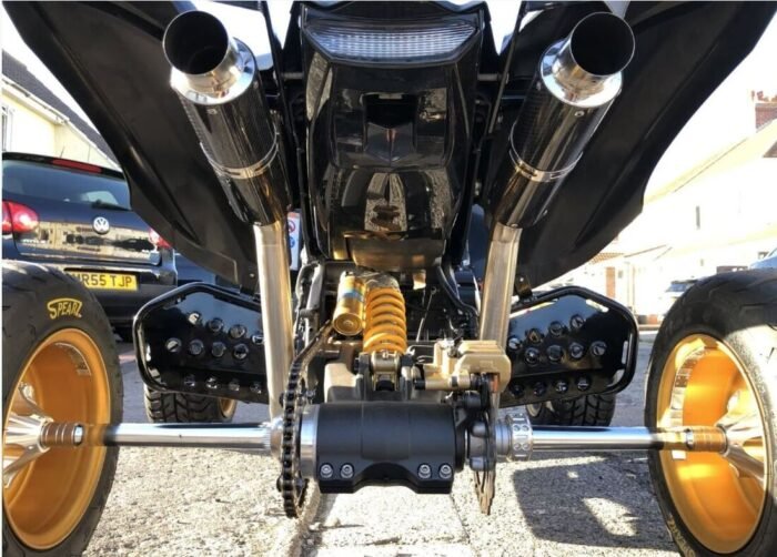 Yamaha R1 raptor